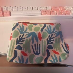 Ipsy force of nature bag